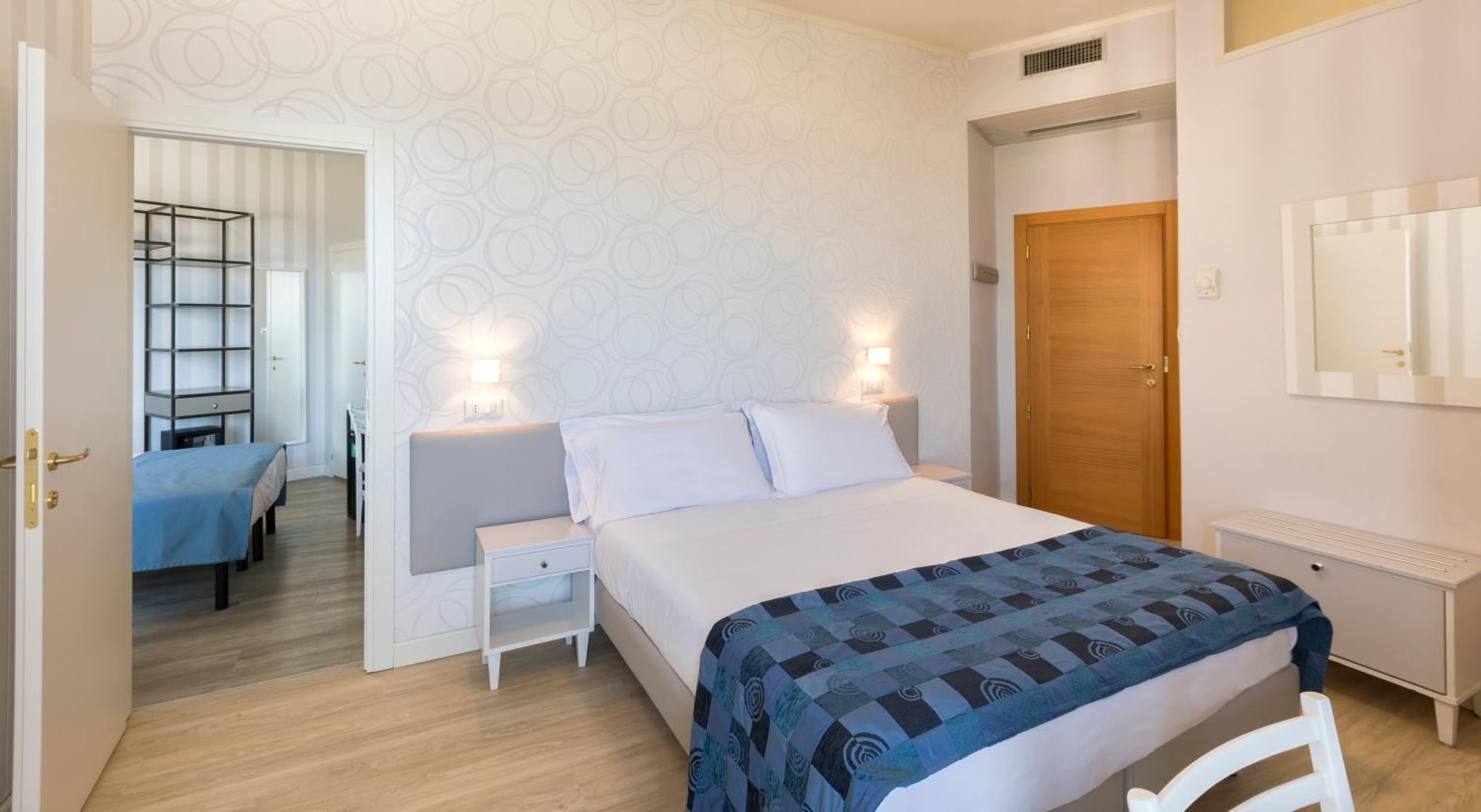 Little Hotel Riccione Dış mekan fotoğraf