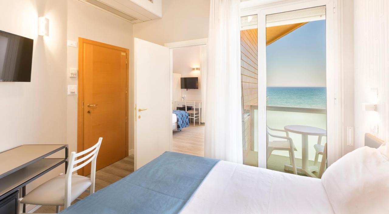 Little Hotel Riccione Dış mekan fotoğraf