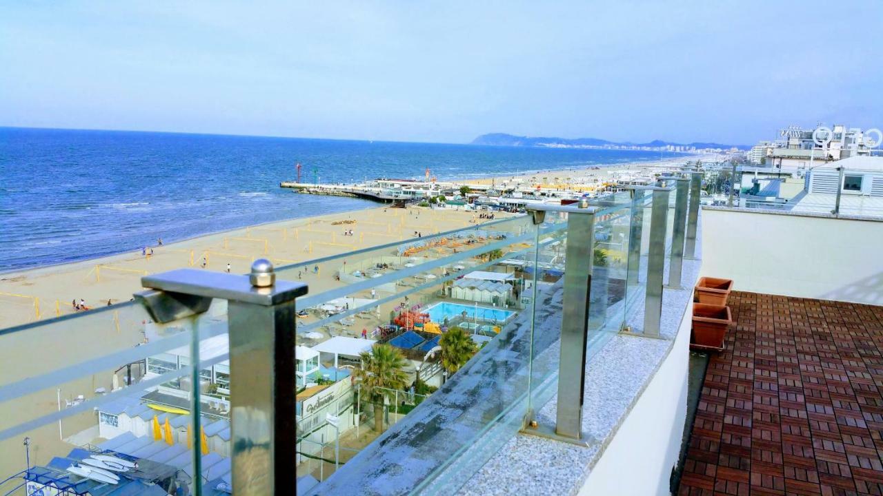 Little Hotel Riccione Dış mekan fotoğraf