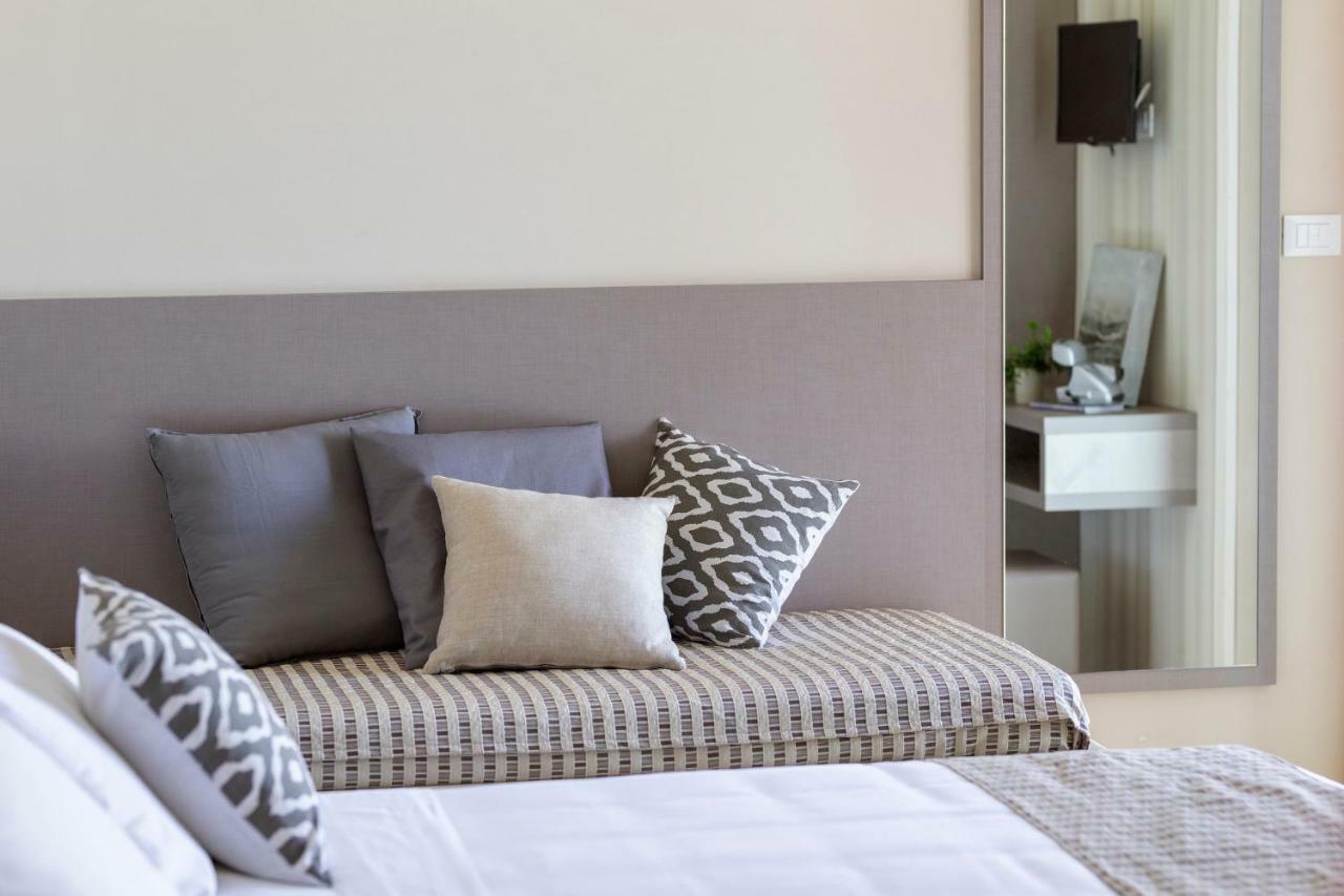Little Hotel Riccione Dış mekan fotoğraf