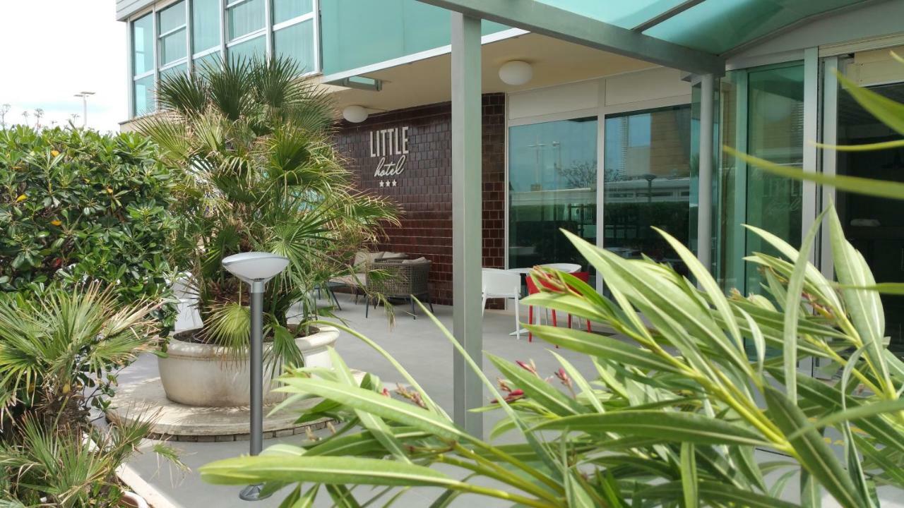 Little Hotel Riccione Dış mekan fotoğraf