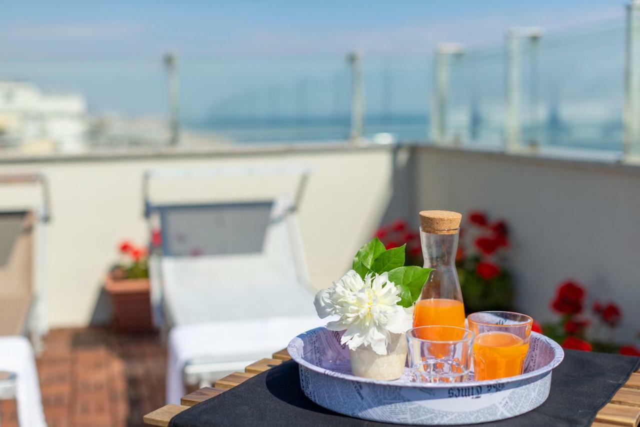 Little Hotel Riccione Dış mekan fotoğraf