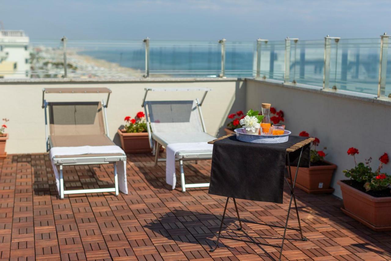 Little Hotel Riccione Dış mekan fotoğraf